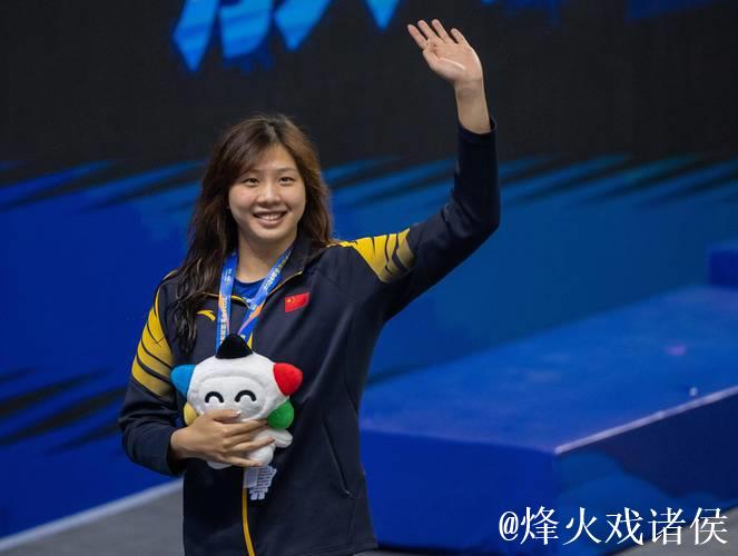 唐钱婷为上海队夺得全运会女子100米蛙泳冠军